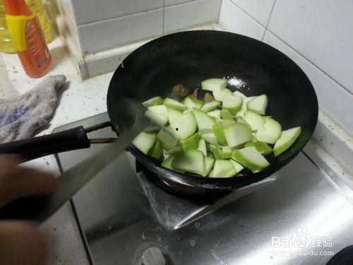 吃炒小瓜视频,炒小瓜视频教程，轻松学会家常菜