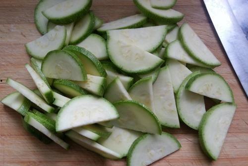 葫芦瓜可以油炸吃吗视频